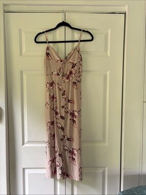 Floral Midi Dress in Blush Pink xs